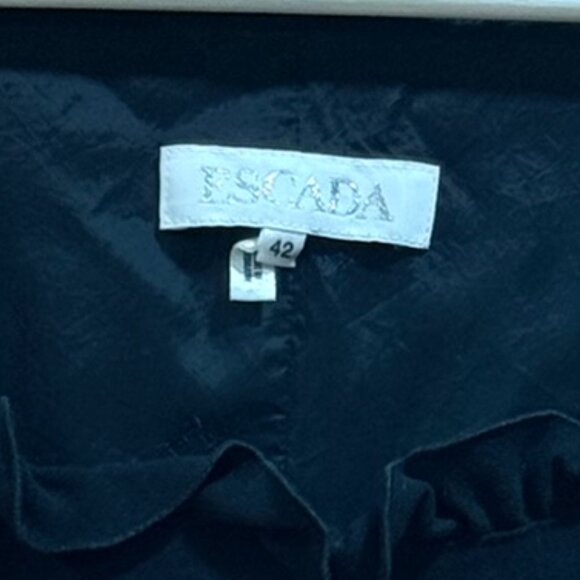 Vintage Escada Black Ruffled Sleeveless Top with a Side Zip Size 42 EUR - Picture 6 of 6